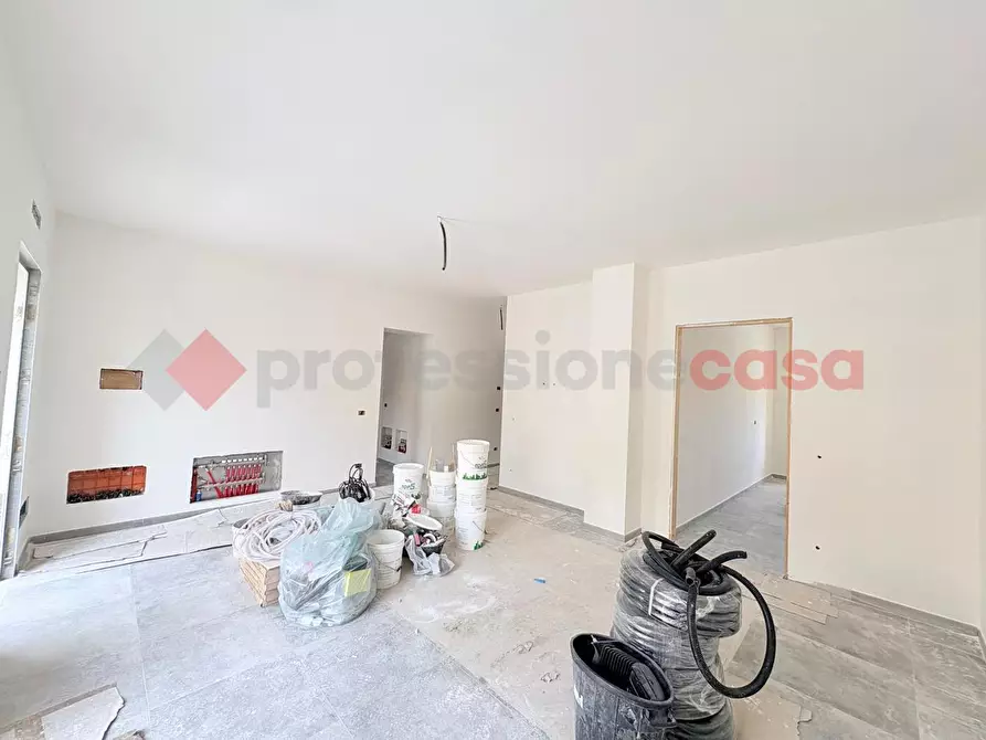 Immagine 8 di Appartamento in vendita  in Via Calabria, 27 a Guidonia Montecelio