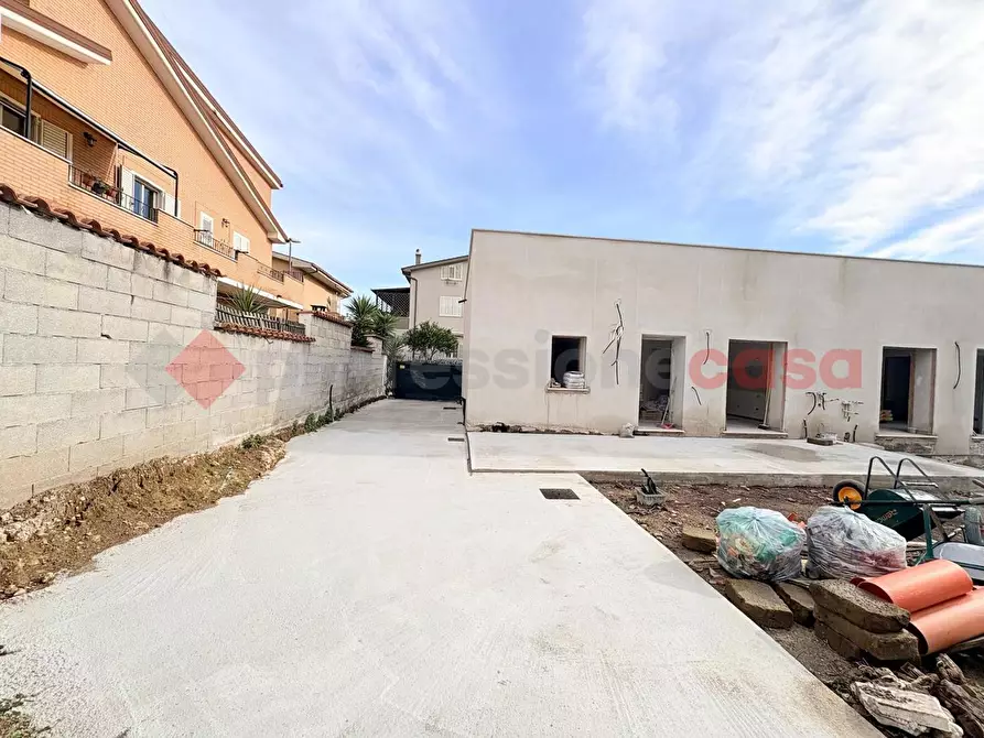 Immagine 14 di Appartamento in vendita  in Via Calabria, 27 a Guidonia Montecelio