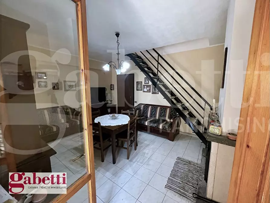 Immagine 11 di Appartamento in vendita  in Via Gesualdo Bufalino, 9 a Aci Catena