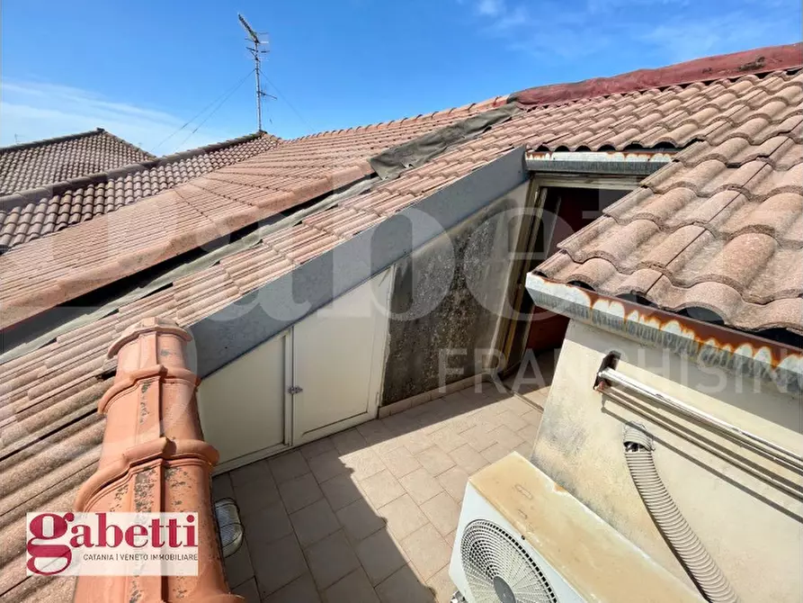 Immagine 22 di Appartamento in vendita  in Via Gesualdo Bufalino, 9 a Aci Catena