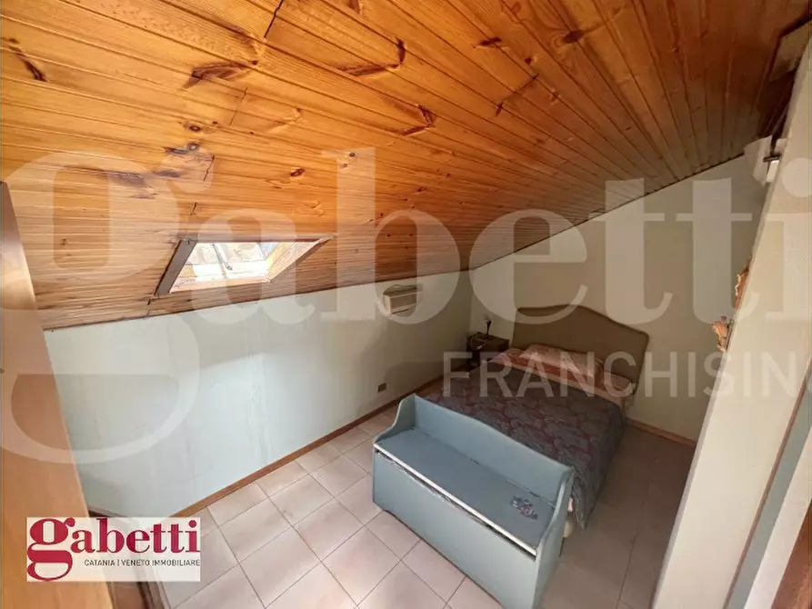 Immagine 18 di Appartamento in vendita  in Via Gesualdo Bufalino, 9 a Aci Catena