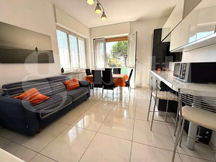 Immagine 1 di Appartamento in vendita  in Via dei Mille, 12 a Andora