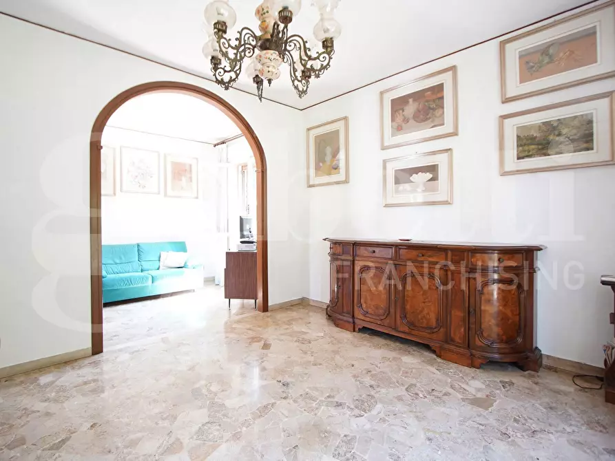 Immagine 7 di Villa in vendita  in Via Rielta, . a Venezia