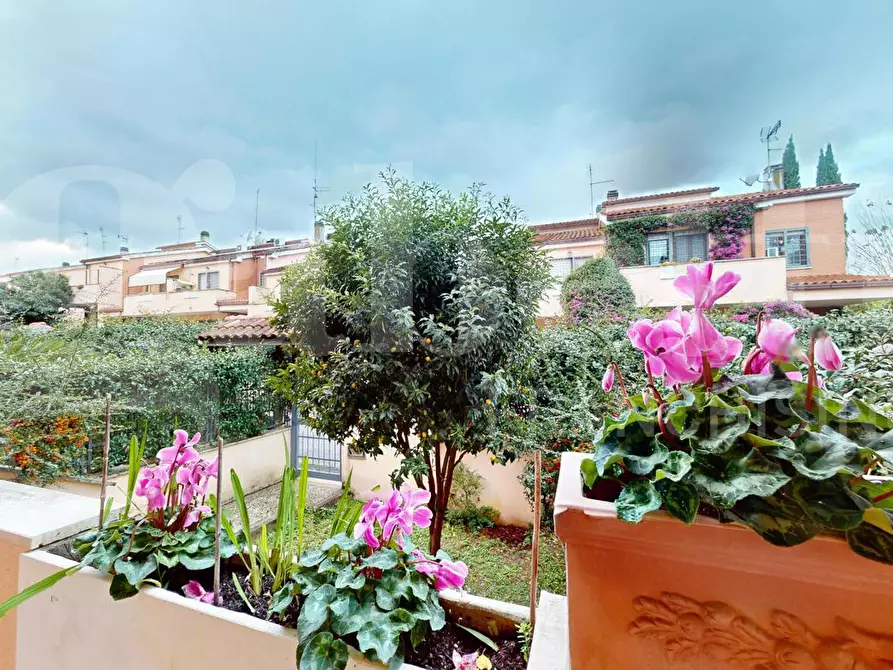 Immagine 9 di Villetta a schiera in vendita  in Via Giuseppe Balzaretto, 109 a Roma
