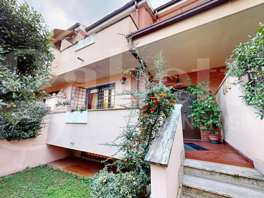 Immagine 2 di Villetta a schiera in vendita  in Via Giuseppe Balzaretto, 109 a Roma