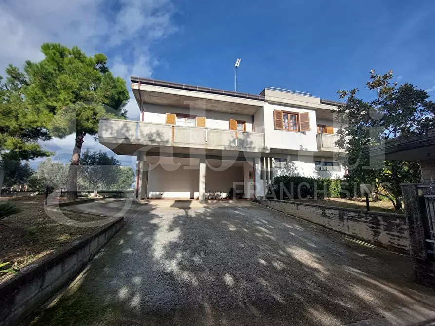Immagine 46 di Villa in vendita  in Via Mameli, 9 a Corropoli