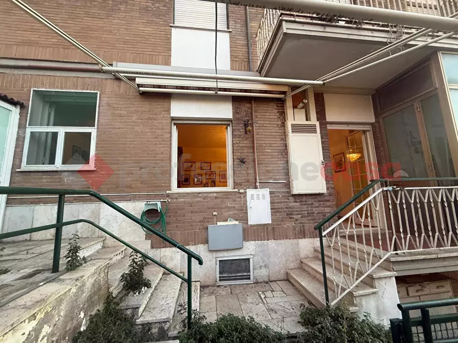 Immagine 1 di Appartamento in vendita  in Via Silla Rosa De Angelis, 12 a Tivoli