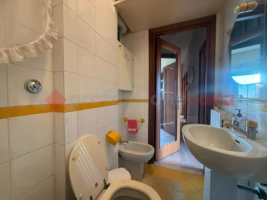 Immagine 40 di Appartamento in vendita  in Via Silla Rosa De Angelis, 12 a Tivoli