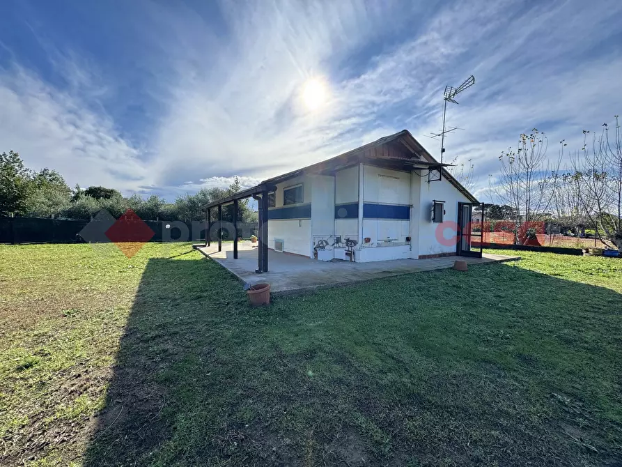 Immagine 1 di Casa indipendente in vendita  in Via PONTINA, 105 a Terracina