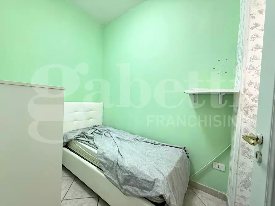 Immagine 19 di Casa indipendente in vendita  in Via miracoli a Napoli