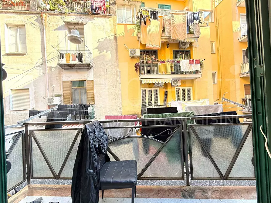 Immagine 10 di Casa indipendente in vendita  in Via miracoli a Napoli