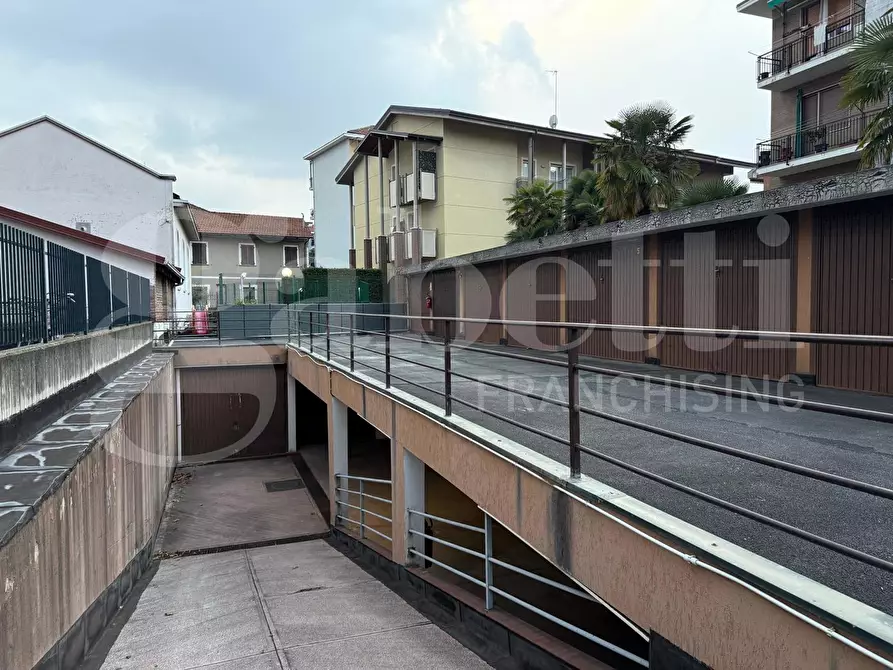 Immagine 5 di Box auto in vendita  in Via Bolzano a Collegno