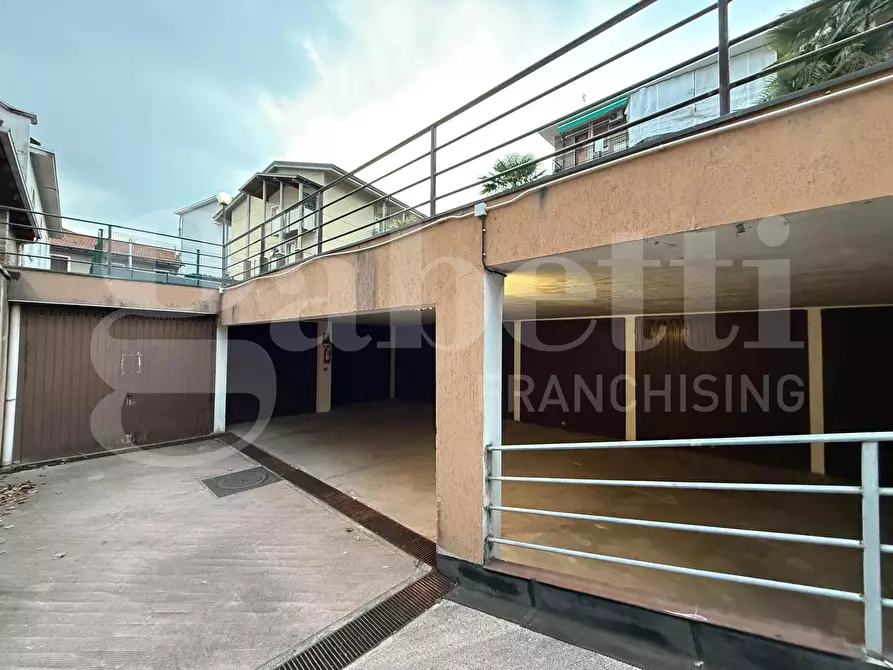 Immagine 6 di Box auto in vendita  in Via Bolzano a Collegno