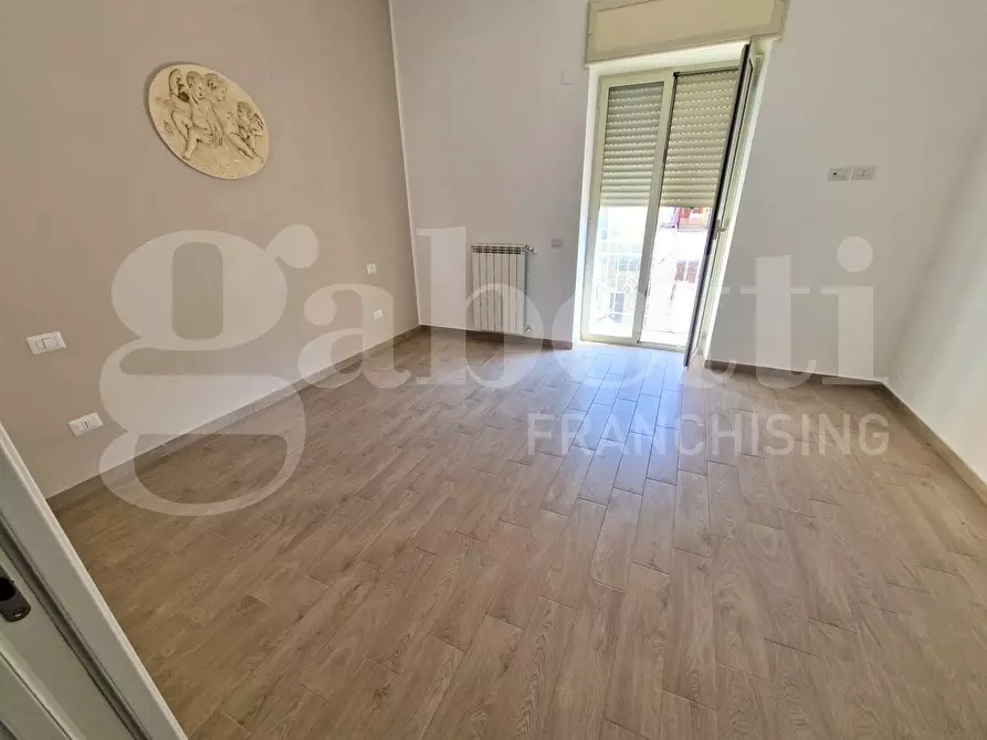 Immagine 6 di Appartamento in vendita  in Via marigliano a Napoli