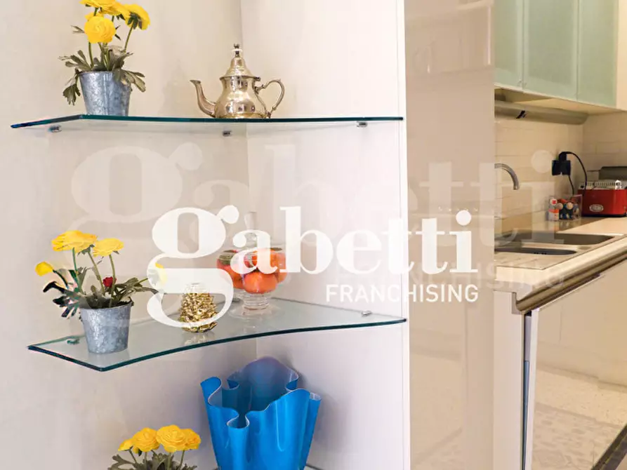 Immagine 12 di Appartamento in vendita  in Via MARCONI a Bologna