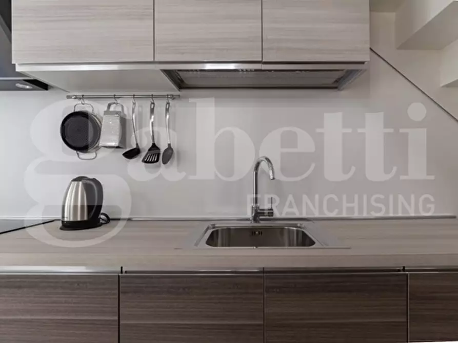 Immagine 9 di Appartamento in vendita  in Via RIMESSE a Bologna