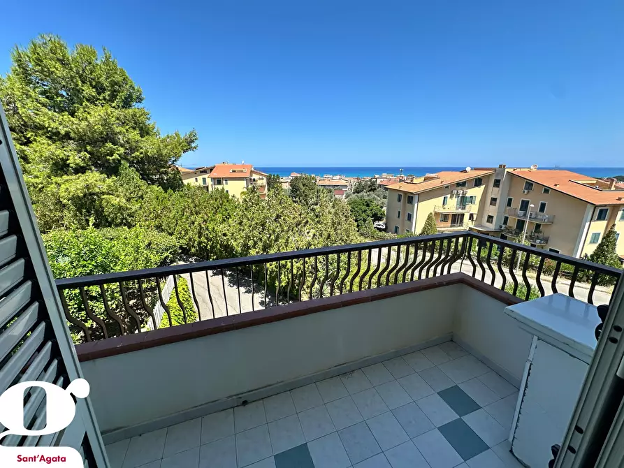 Immagine 19 di Appartamento in vendita  in Via CIRCONVALLAZIONE MONACI, 6 a Sant'agata Di Militello