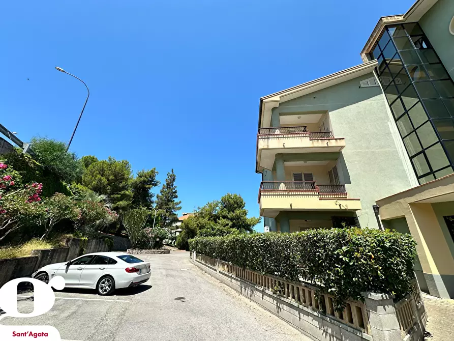Immagine 31 di Appartamento in vendita  in Via CIRCONVALLAZIONE MONACI, 6 a Sant'agata Di Militello