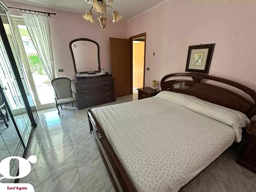 Immagine 11 di Appartamento in vendita  in Via CIRCONVALLAZIONE MONACI, 6 a Sant'agata Di Militello