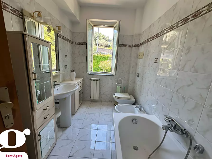 Immagine 14 di Appartamento in vendita  in Via CIRCONVALLAZIONE MONACI, 6 a Sant'agata Di Militello