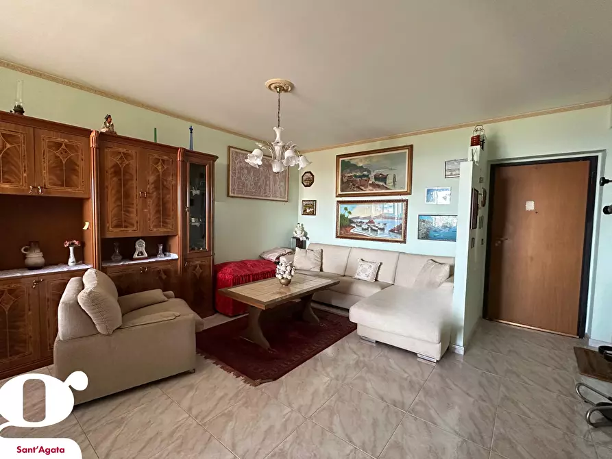 Immagine 1 di Appartamento in vendita  in Via CIRCONVALLAZIONE MONACI, 6 a Sant'agata Di Militello