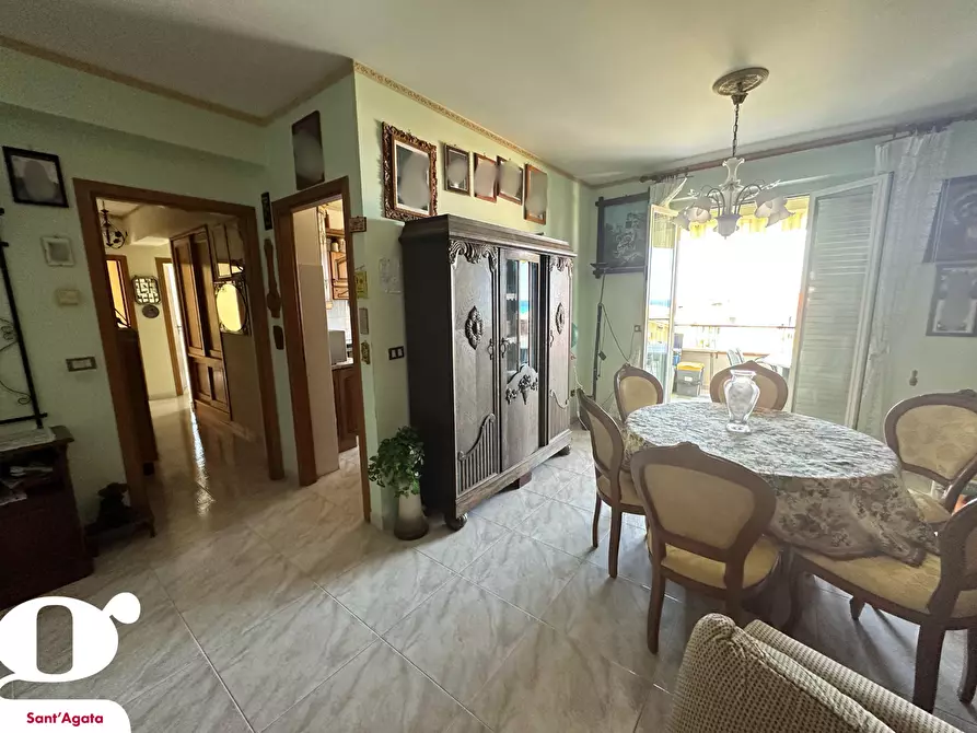 Immagine 10 di Appartamento in vendita  in Via CIRCONVALLAZIONE MONACI, 6 a Sant'agata Di Militello