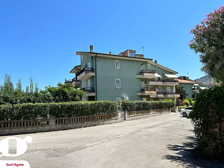 Immagine 30 di Appartamento in vendita  in Via CIRCONVALLAZIONE MONACI, 6 a Sant'agata Di Militello