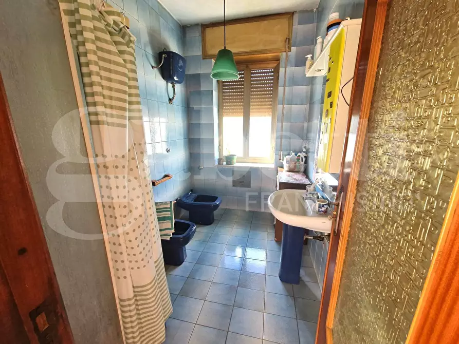 Immagine 14 di Palazzo in vendita  in Via filippo maria briganti a Napoli