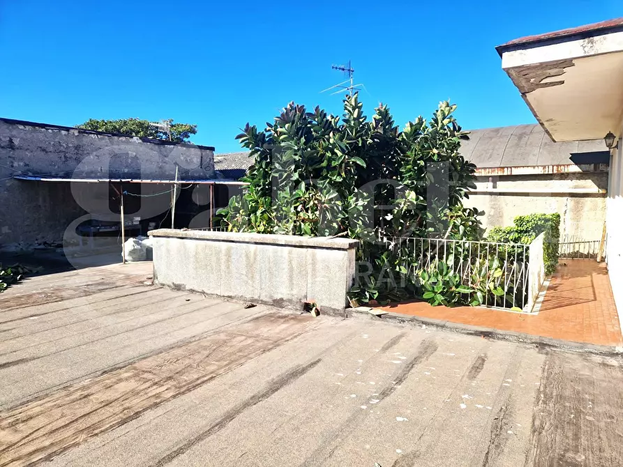 Immagine 17 di Palazzo in vendita  in Via filippo maria briganti a Napoli