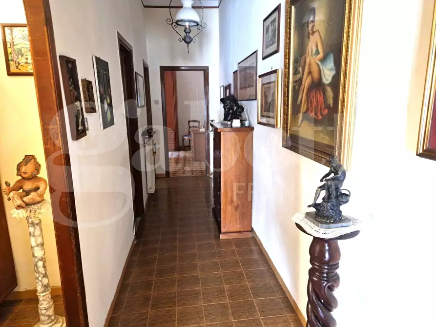 Immagine 5 di Palazzo in vendita  in Via filippo maria briganti a Napoli