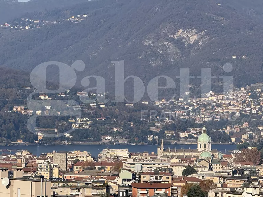 Immagine 11 di Palazzo in vendita  in Via Madruzza, snc a Como