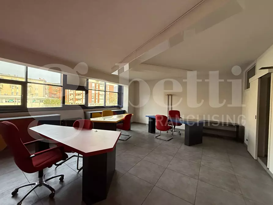 Immagine 1 di Ufficio in affitto  in Corso XXV aprile, snc a Erba