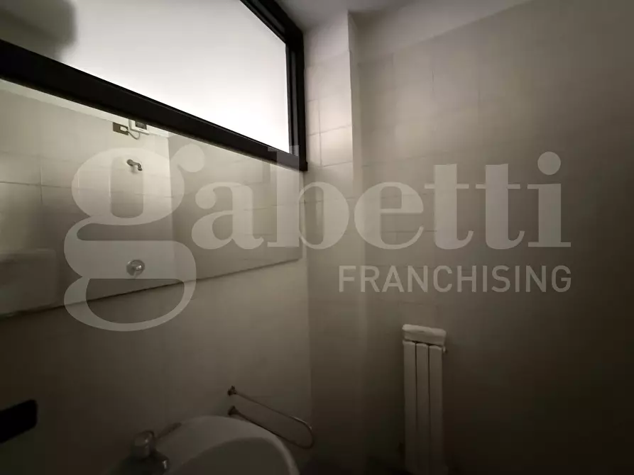 Immagine 13 di Ufficio in affitto  in Corso XXV aprile, snc a Erba