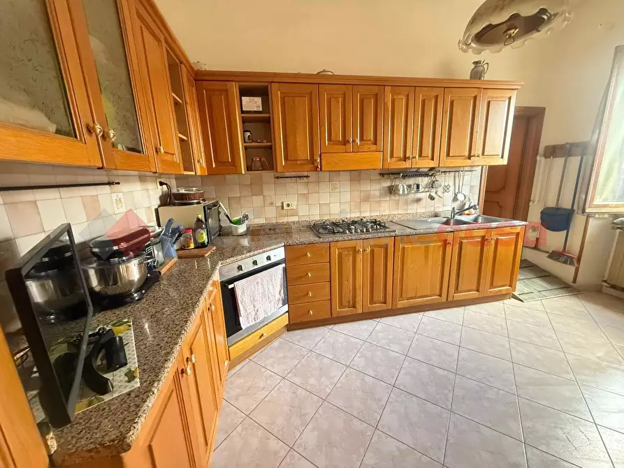 Immagine 9 di Appartamento in vendita  in Viale Giuseppe Mazzini, 51 a Tivoli