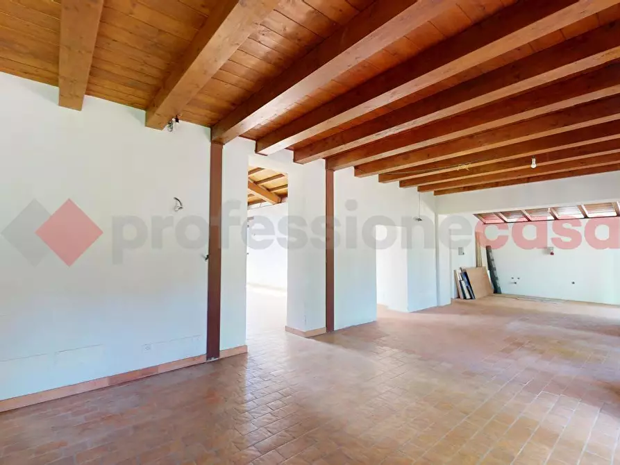 Immagine 6 di Palazzo in vendita  in Via del Ponte Pisano, 217 a Roma