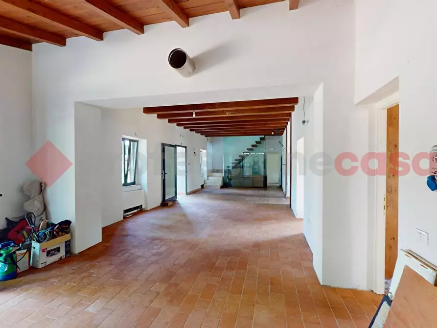 Immagine 3 di Palazzo in vendita  in Via del Ponte Pisano, 217 a Roma