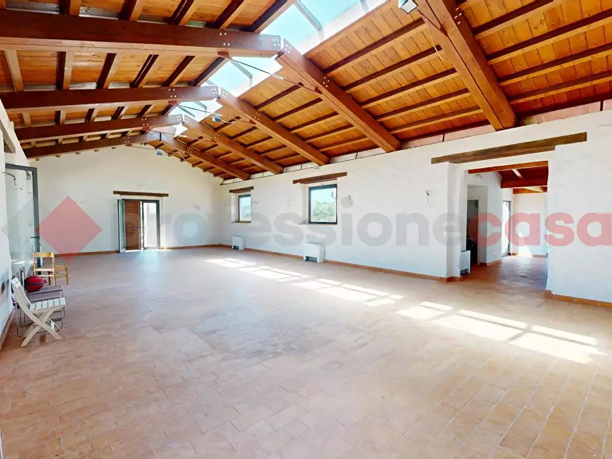 Immagine 8 di Palazzo in vendita  in Via del Ponte Pisano, 217 a Roma