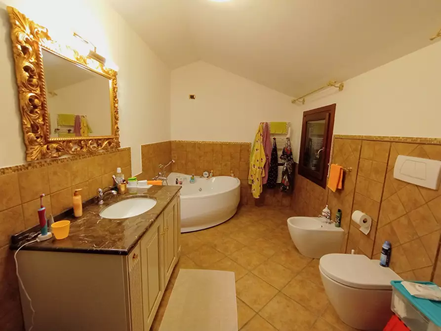 Immagine 21 di Villa in vendita  in Via CAVARZERE Via dei Martiri, 59 a Cavarzere