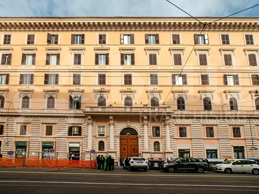 Immagine 1 di Appartamento in vendita  in Via Principe Eugenio, 60 a Roma