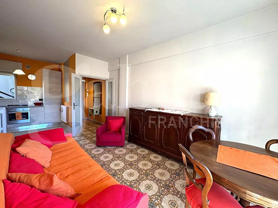 Immagine 4 di Appartamento in vendita  in Via Generale Pietro Ardoino, 38 a Diano Marina