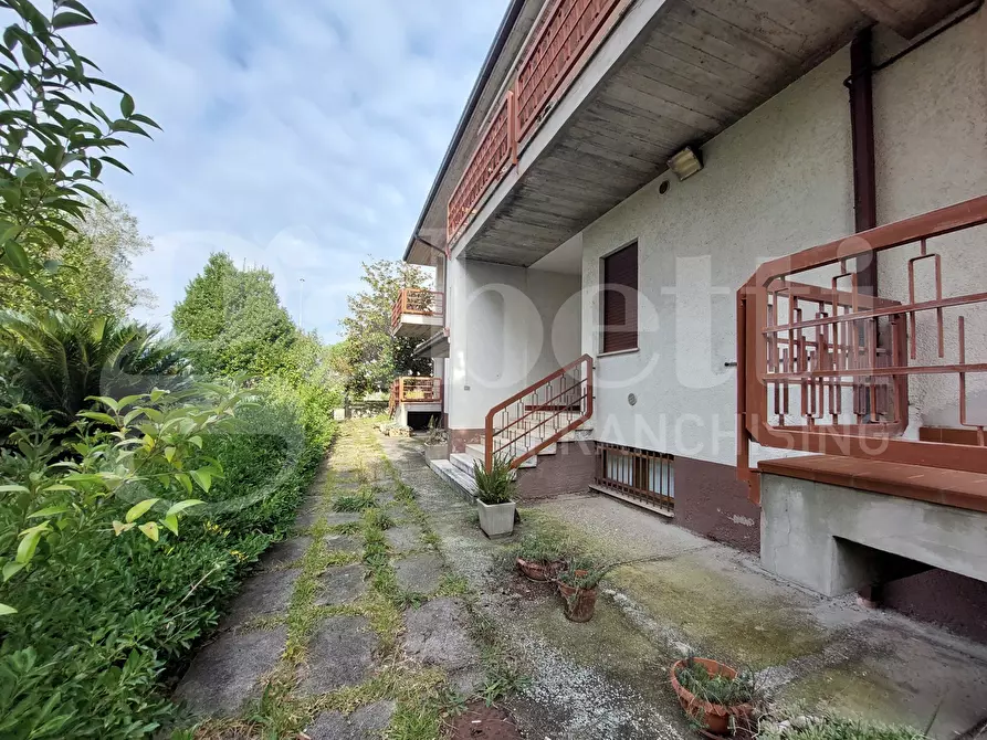 Immagine 47 di Casa quadrifamiliare in vendita  in Via Tosti, 3 a Martinsicuro