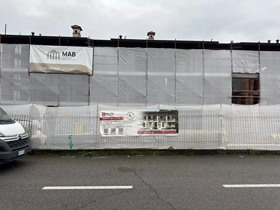 Immagine 2 di Casa trifamiliare in vendita  in Via del brolo, snc a Cazzago San Martino