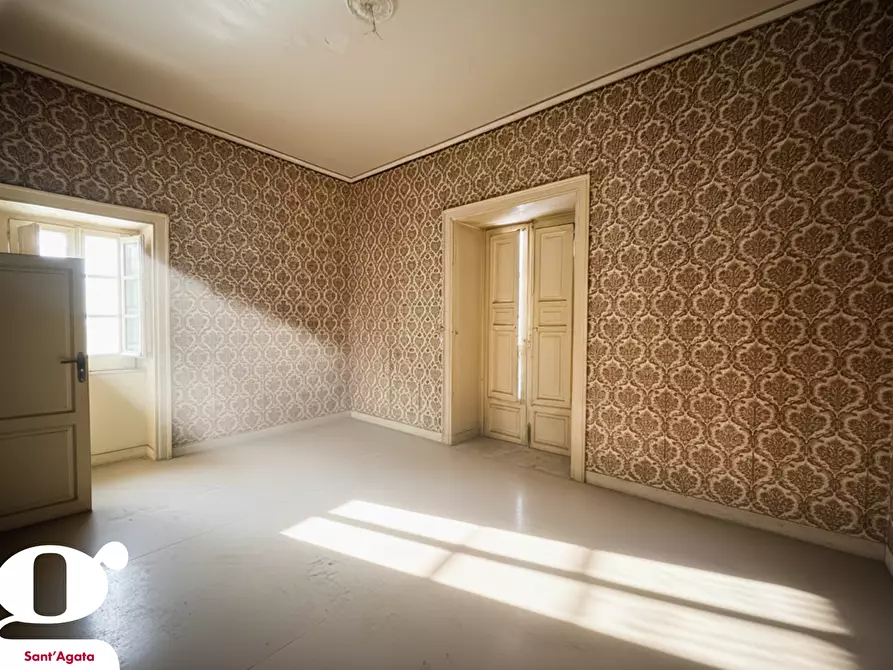 Immagine 3 di Appartamento in vendita  in Via VITTORIO ALFIERI, 12/14 a Sant'agata Di Militello