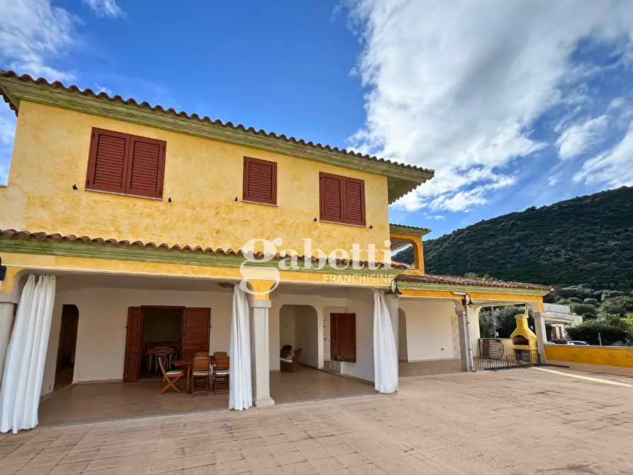 Immagine 1 di Appartamento in vendita  in Via Tanaunella Ss 125, . a Budoni