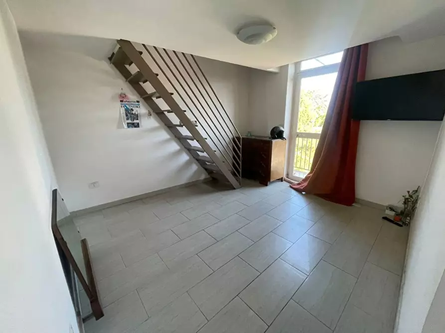 Immagine 3 di Appartamento in affitto  in Via foria a Napoli