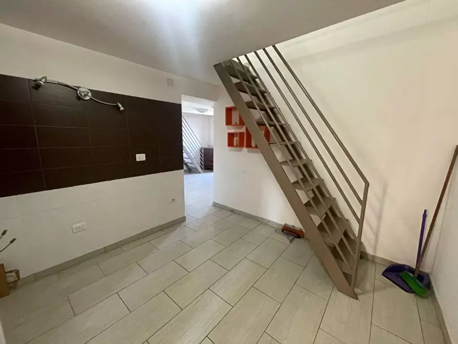 Immagine 4 di Appartamento in affitto  in Via foria a Napoli