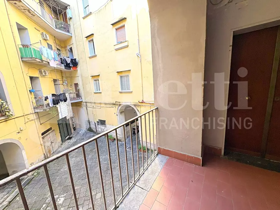 Immagine 23 di Appartamento in vendita  in Via michele guadagno a Napoli