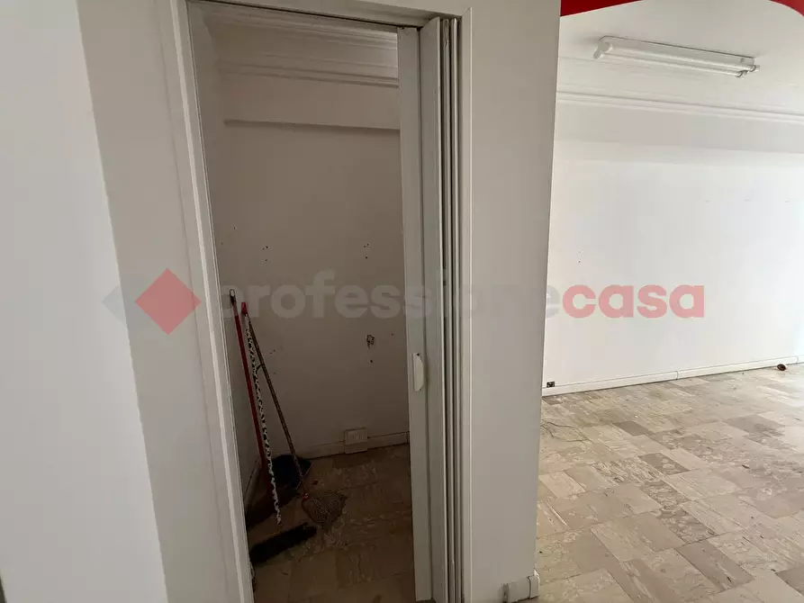 Immagine 16 di Negozio in affitto  in Viale Pietro Tomei, 47 a Tivoli