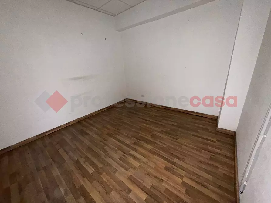 Immagine 10 di Negozio in affitto  in Viale Pietro Tomei, 47 a Tivoli