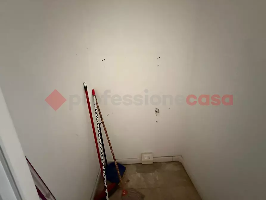 Immagine 17 di Negozio in affitto  in Viale Pietro Tomei, 47 a Tivoli